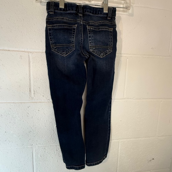 Cat & Jack Dark Wash with Fading Stretchy Straight Cut Kids' Jeans Size: 5T - Picture 4 of 7